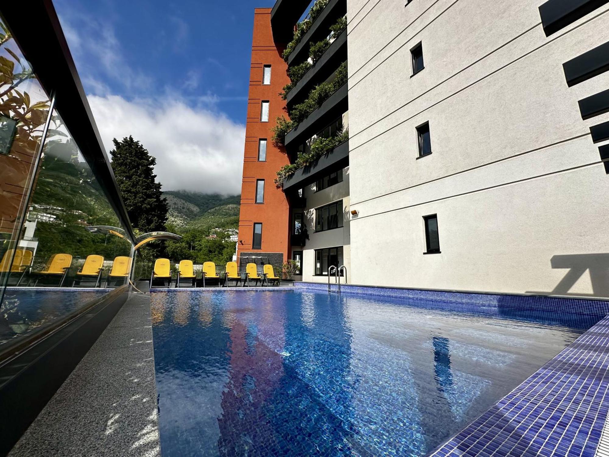 Hotel Del Medio Sutomore Exteriér fotografie